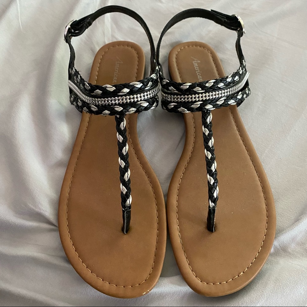 American Eagle Black and Silver Open Toe Sandals